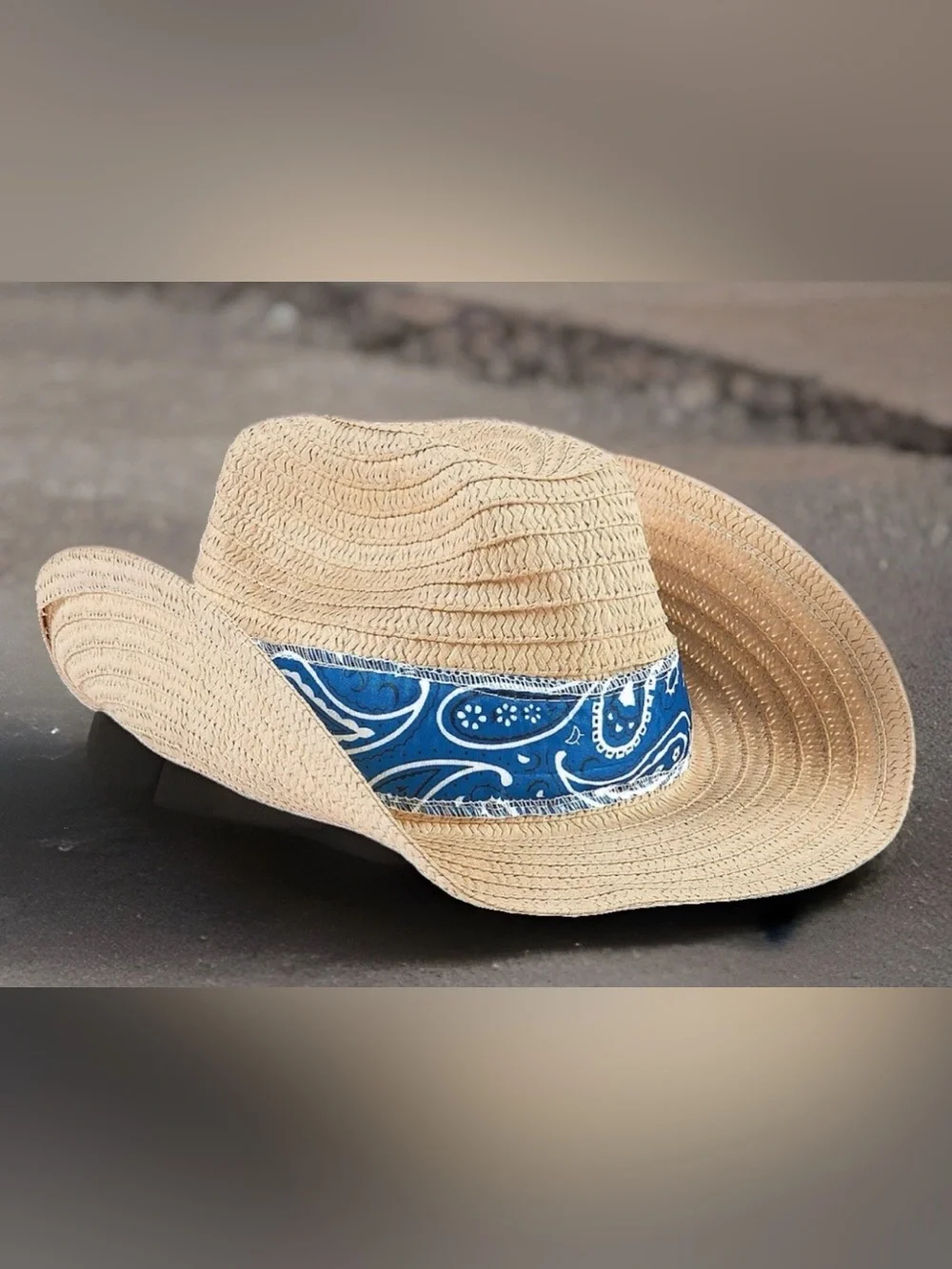 Adult’s 10pc Unisex Paper Straw Western Cowboy Hats w/ Blue Bandana One Size